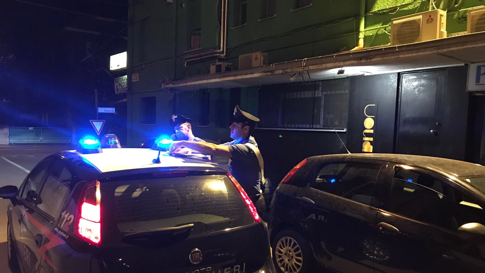 Night club chiuso apre lo stesso, carabinieri in azione