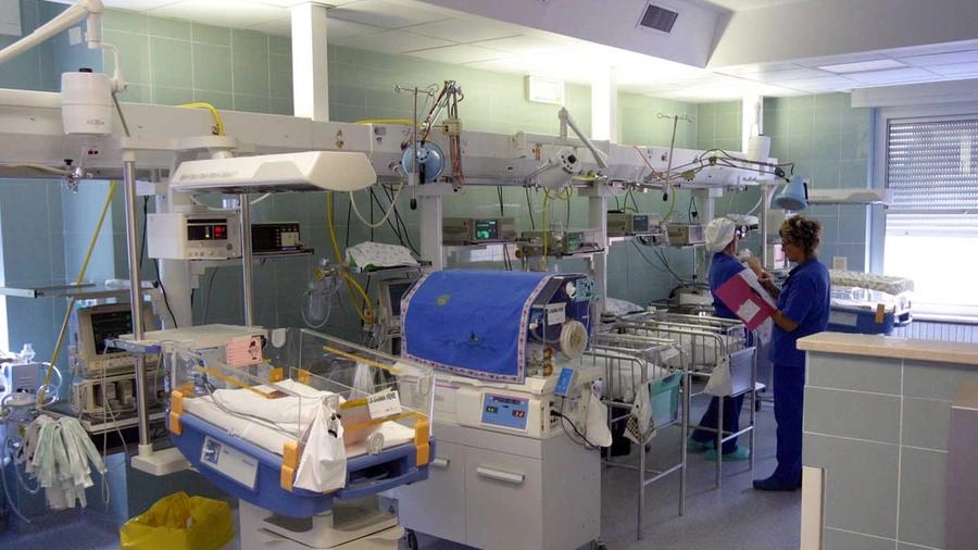 Un reparto di terapia intensiva pediatrica, foto generica