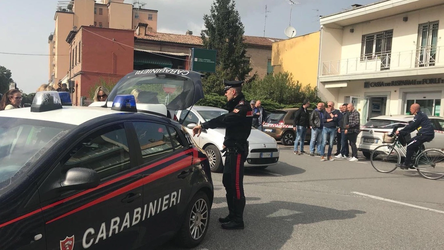 SUL POSTO Le indagini affidate ai carabinieri (Zani)