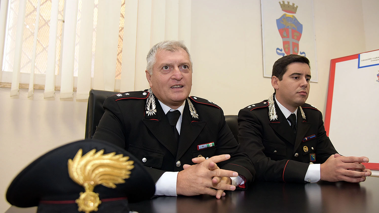 Da sinistra il maggiore Benedetto Iurlaro e il tenente Maurizio Dino Guida