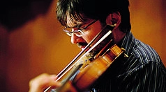 Il violinista Leonidas Kavakos