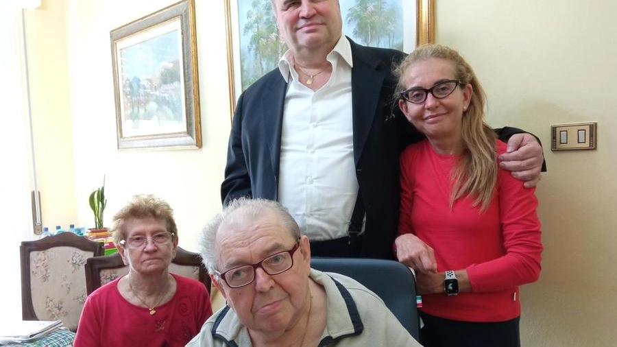 Alberto Zanni con la famiglia Gruppioni