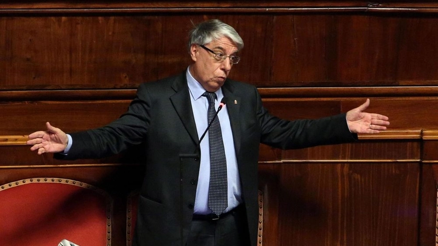 Il senatore Carlo Giovanardi