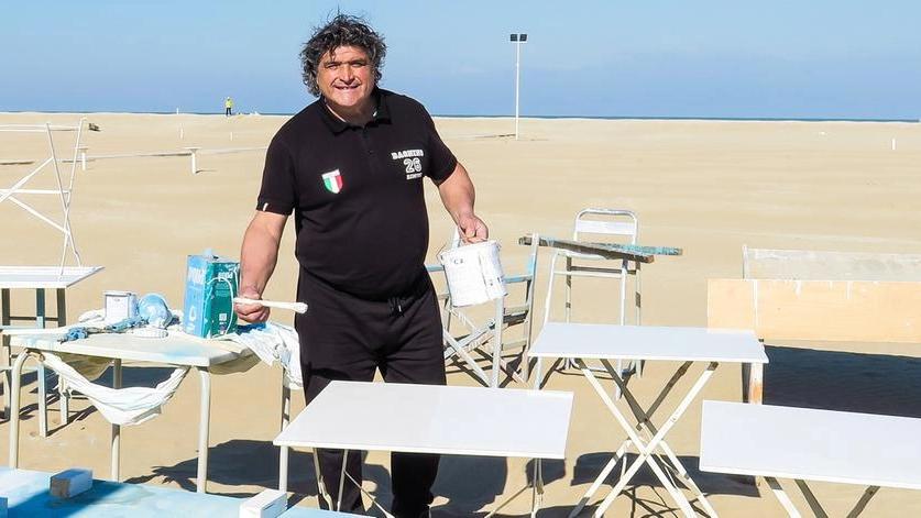 Gabriele Pagliarani, il ’bagnino d’Italia’, titolare del Bagno Tiki 26 a Rimini