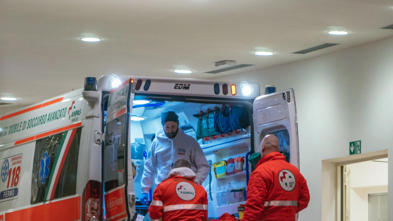 Beve varechina, portata all'ospedale di Fermo (Foto Zeppilli)
