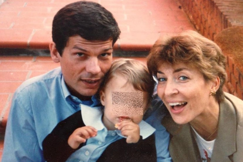 Giampaolo Amato e Isabella Linsalata in una foto di famiglia con la figlia, oggi trentenne