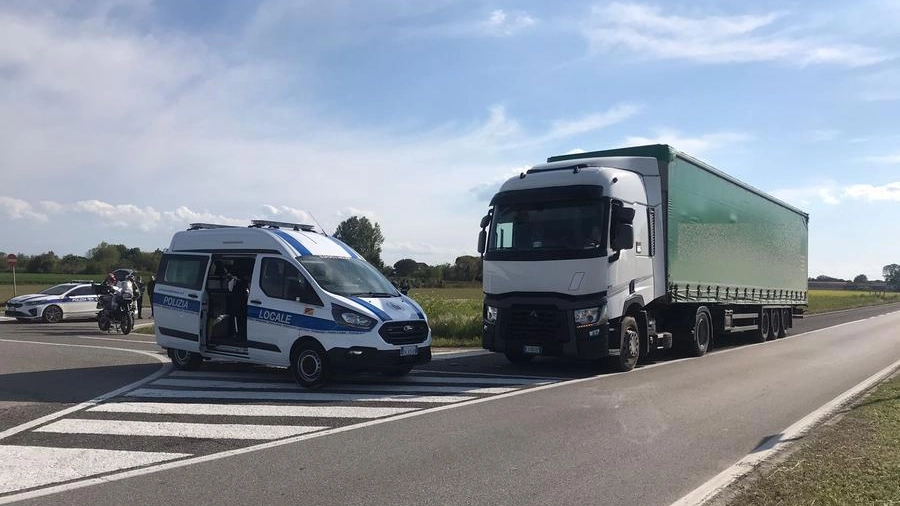 Camionista multato a Ravenna: sanzioni per 18mila euro