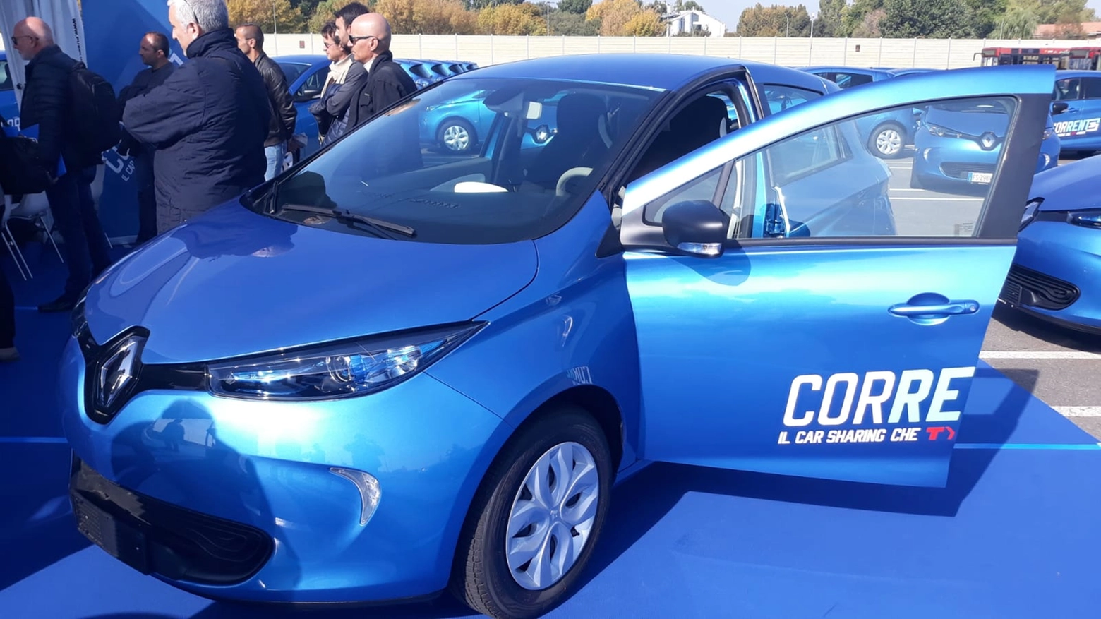 Le Renault Zoe elettriche del car sharing Corrente