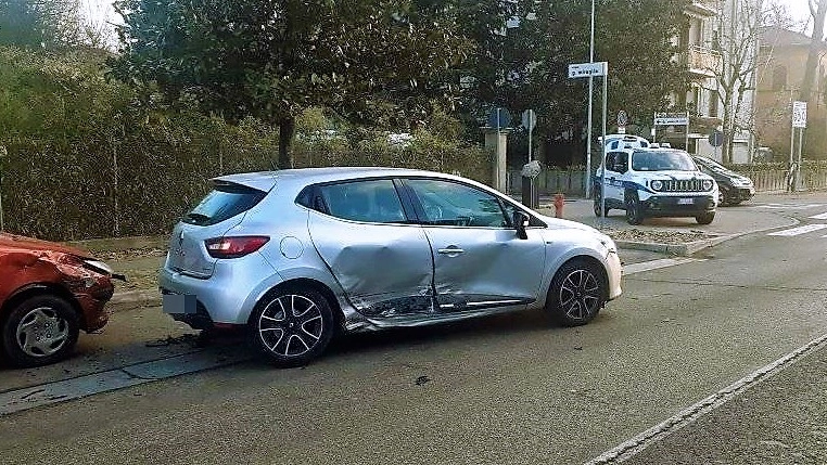 Incidente a Lugo, le due auto coinvolte (Scardovi)