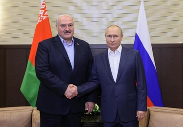 Bielorussia con Putin, Lukashenko annuncia truppe comuni con la Russia