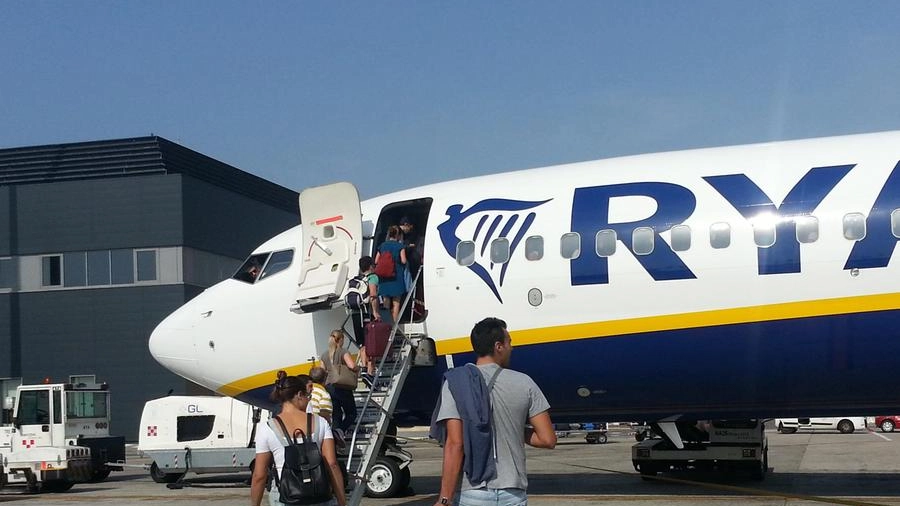 Ryanair taglia le rotte dall'aeroporto di Bologna
