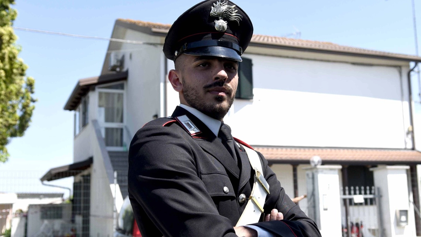 L’intervento dei carabinieri (foto archivio Businesspress)
