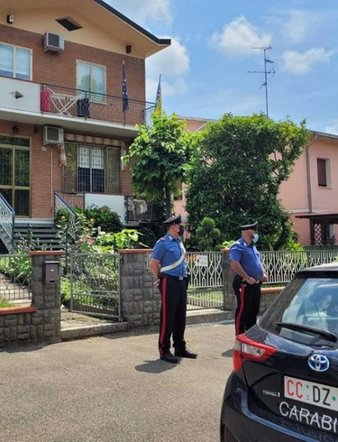 Bambino caduto a Modena, la babysitter disse alla colf: "Ora è libero"