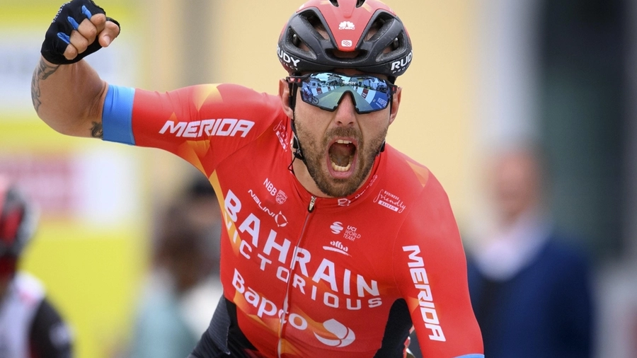 Ciclismo:  Colbrelli vince il campionato italiano (foto Ansa)