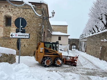 Neve e scuole chiuse nelle Marche: ecco dove. Le previsioni meteo