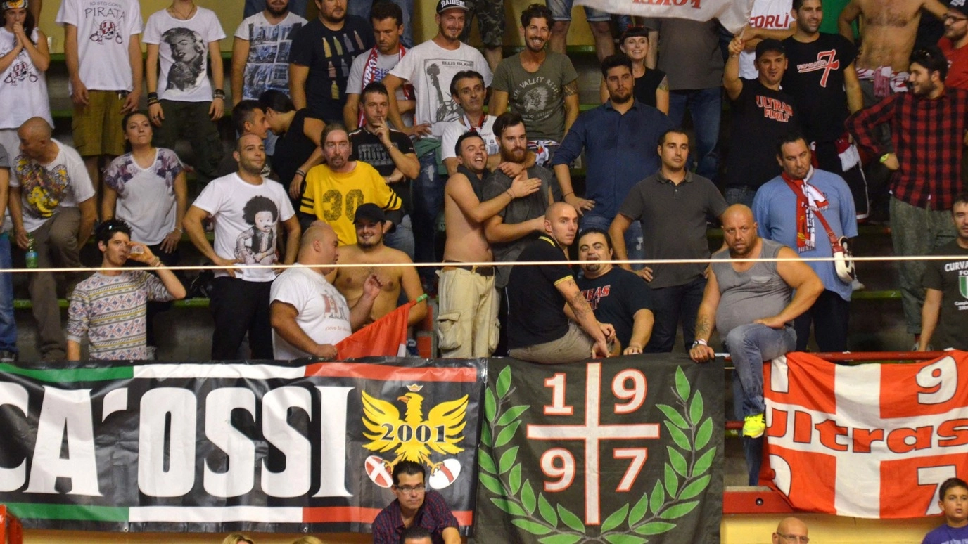 Forlì, i tifosi della FulgorLibertas (Foto Fantini)