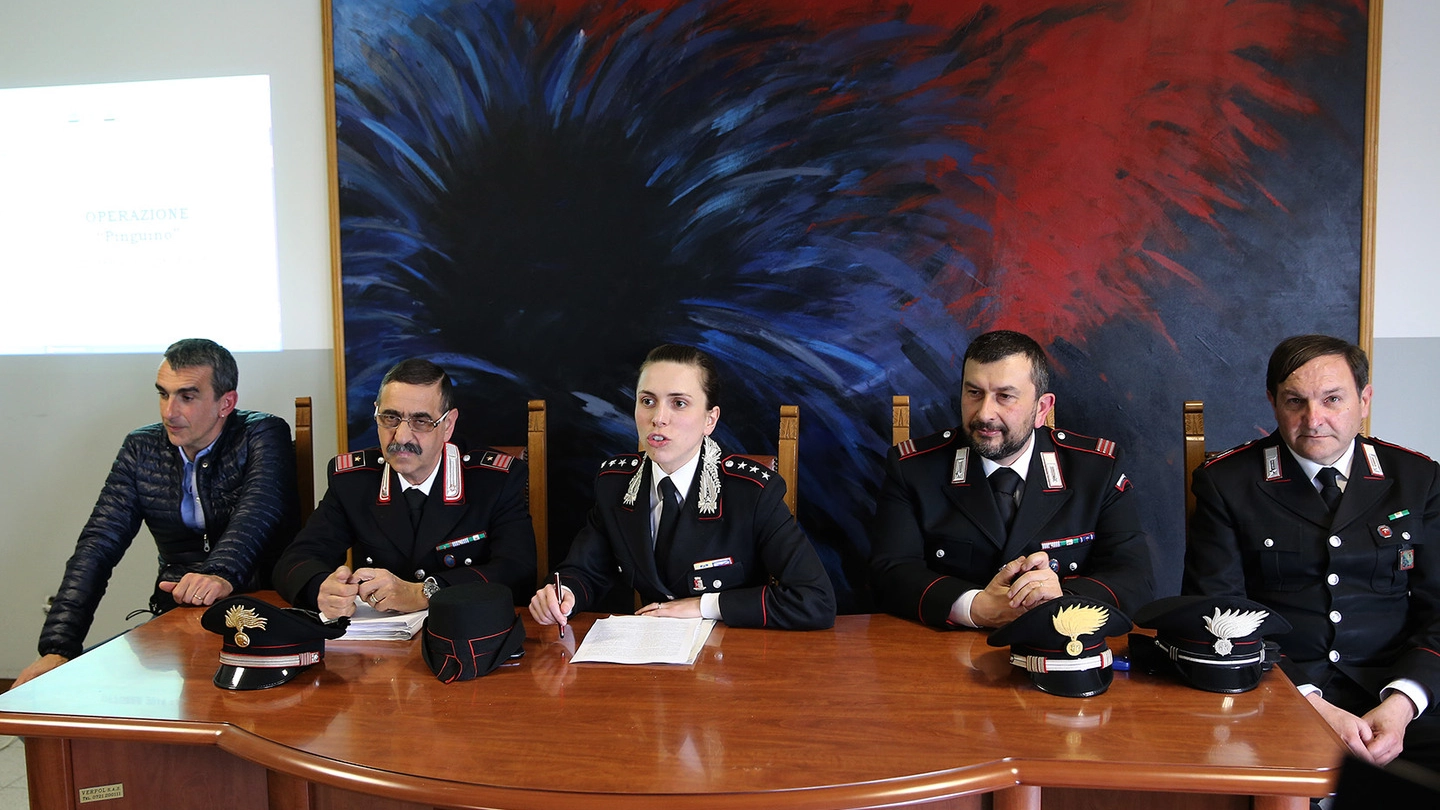 La conferenza stampa dei carabinieri (Fotoprint)