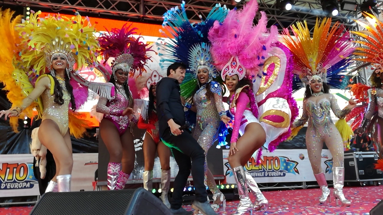 Milton Morales al Carnevale di Cento (foto Laura Guerra)