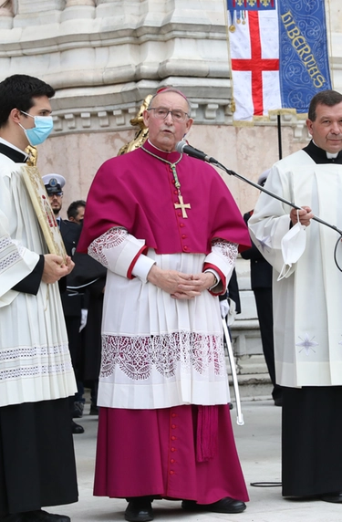 Monsignor Ernesto Vecchi morto, martedì il funerale a Bologna