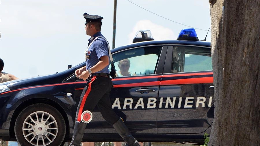 I carabinieri sono intervenuti nella casa dove è avvenuta la morte (foto d’archivio)