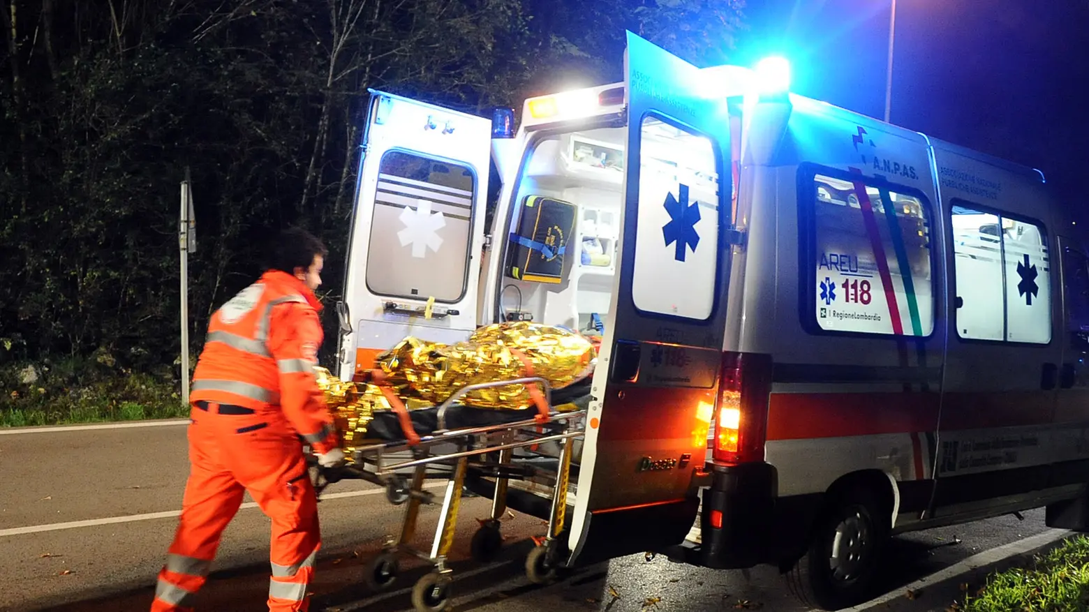 intervento di ambulanza per incidente