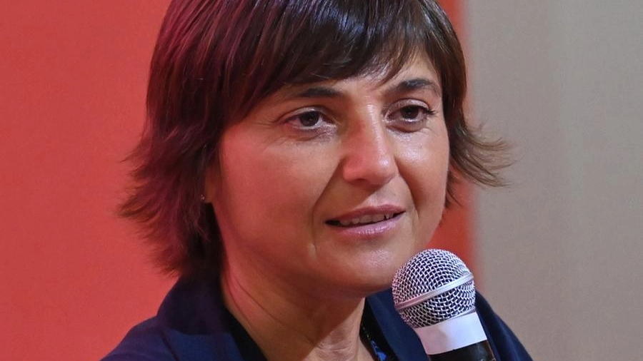 Debora Serracchiani, capogruppo dem alla Camera sul palco della Festa dell’Unità