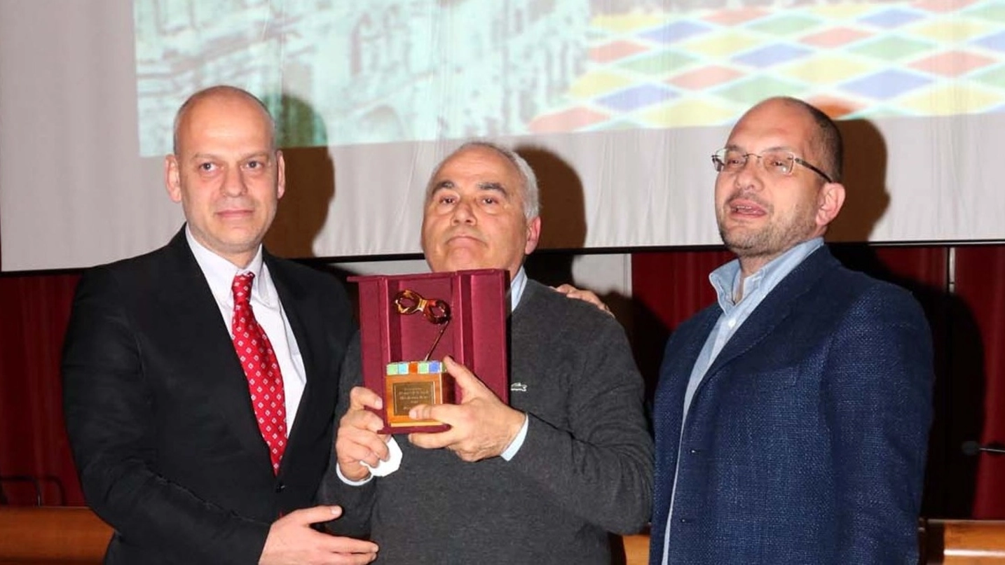 Marco Olori premiato come Mascherina d’oro nell’ultima edizione del Carnevale