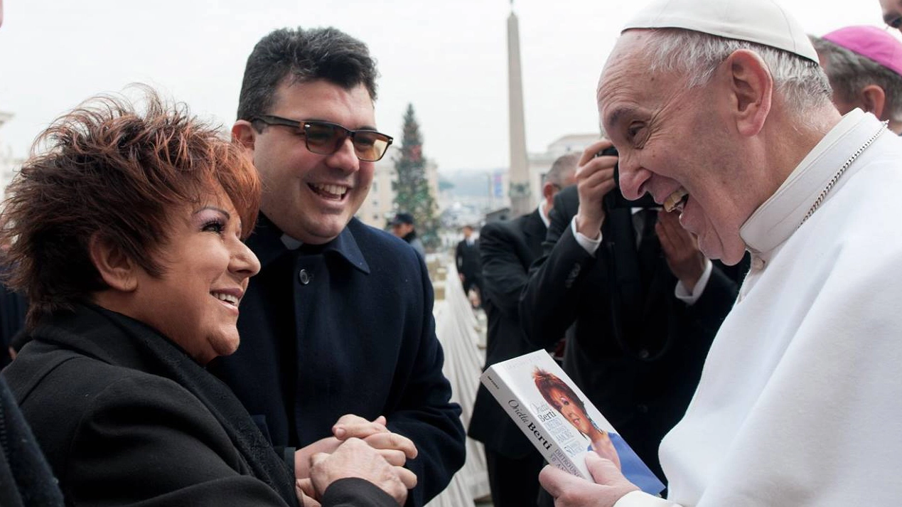 L'incontro di Orietta Berti con Papa Francesco
