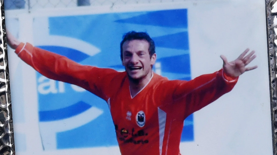 Il calciatore Alessandro Lugaro, morto a 46 anni (Schicchi)
