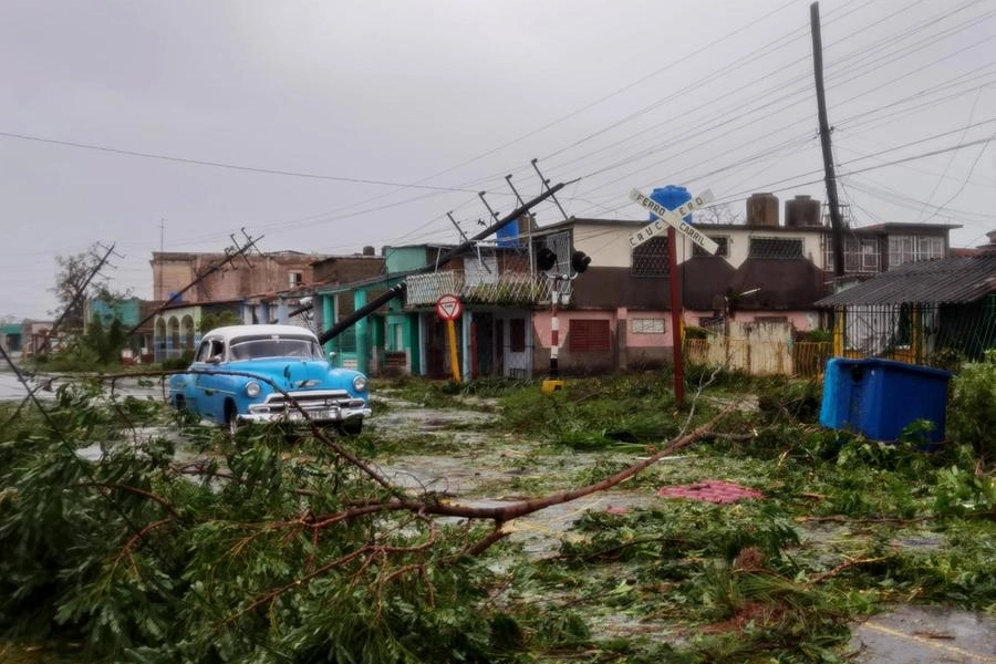 Lo scenario di Pinar del Rio, a Cuba, dopo il passaggio dell'uragano Ian (Ansa)