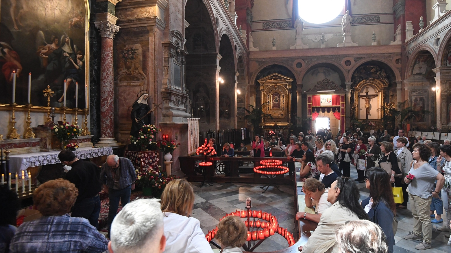 L'altare di Santa Rita dentro San Giacomo Maggiore (Schicchi)