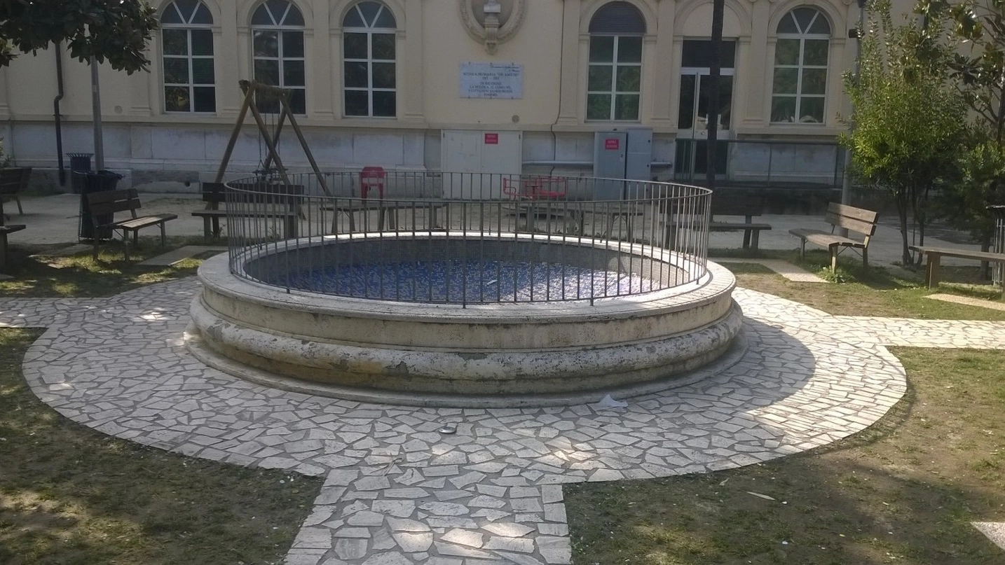 Porto San Giorgio, la fontana del Giardino d’Estate