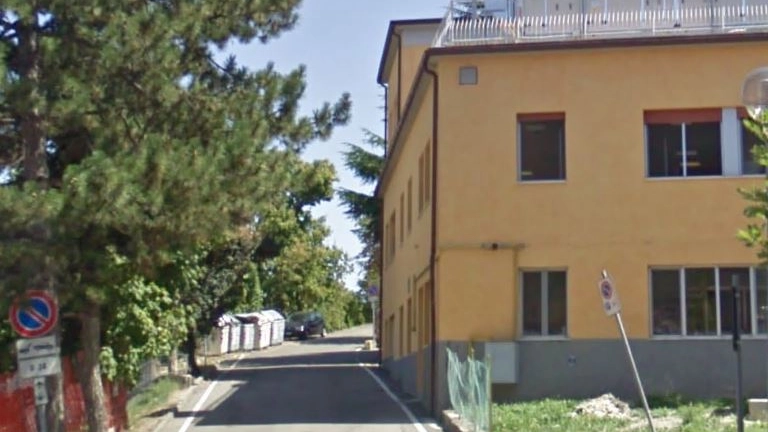 Via Pieve tra l’ospedale Sant’Anna e l’oratorio della chiesa dov’è stato trovato il ragazzo aggredito30