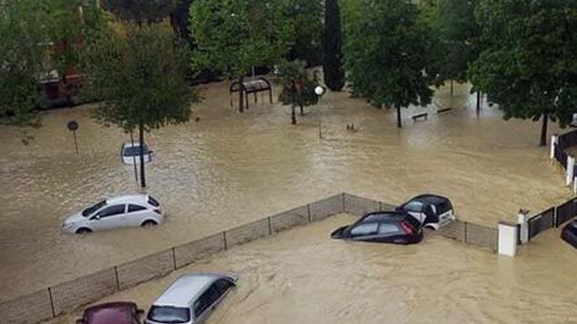 Alluvione, è scontro sui rimborsi: "Non c’è nulla"