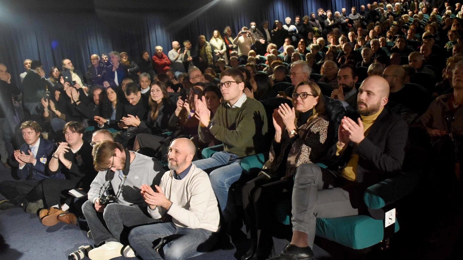 Anselmo si candida, bagno di folla: "Idee e diritti: ossigeno per Ferrara"