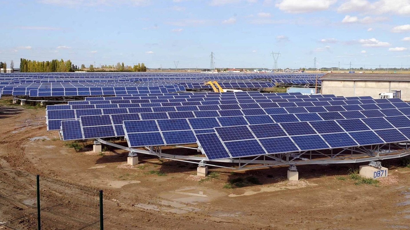 Un impianto fotovoltaico nel Ferrarese (Businesspress)