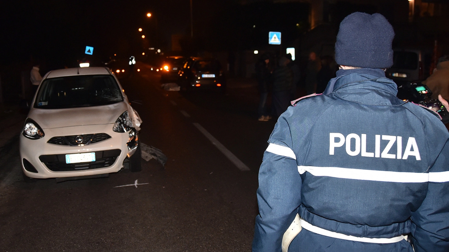 La Polizia Stradale sul posto insieme ai carabinieri (foto Fantini)