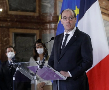 Covid, Francia: premier Castex positivo. Torna la paura anche negli Usa