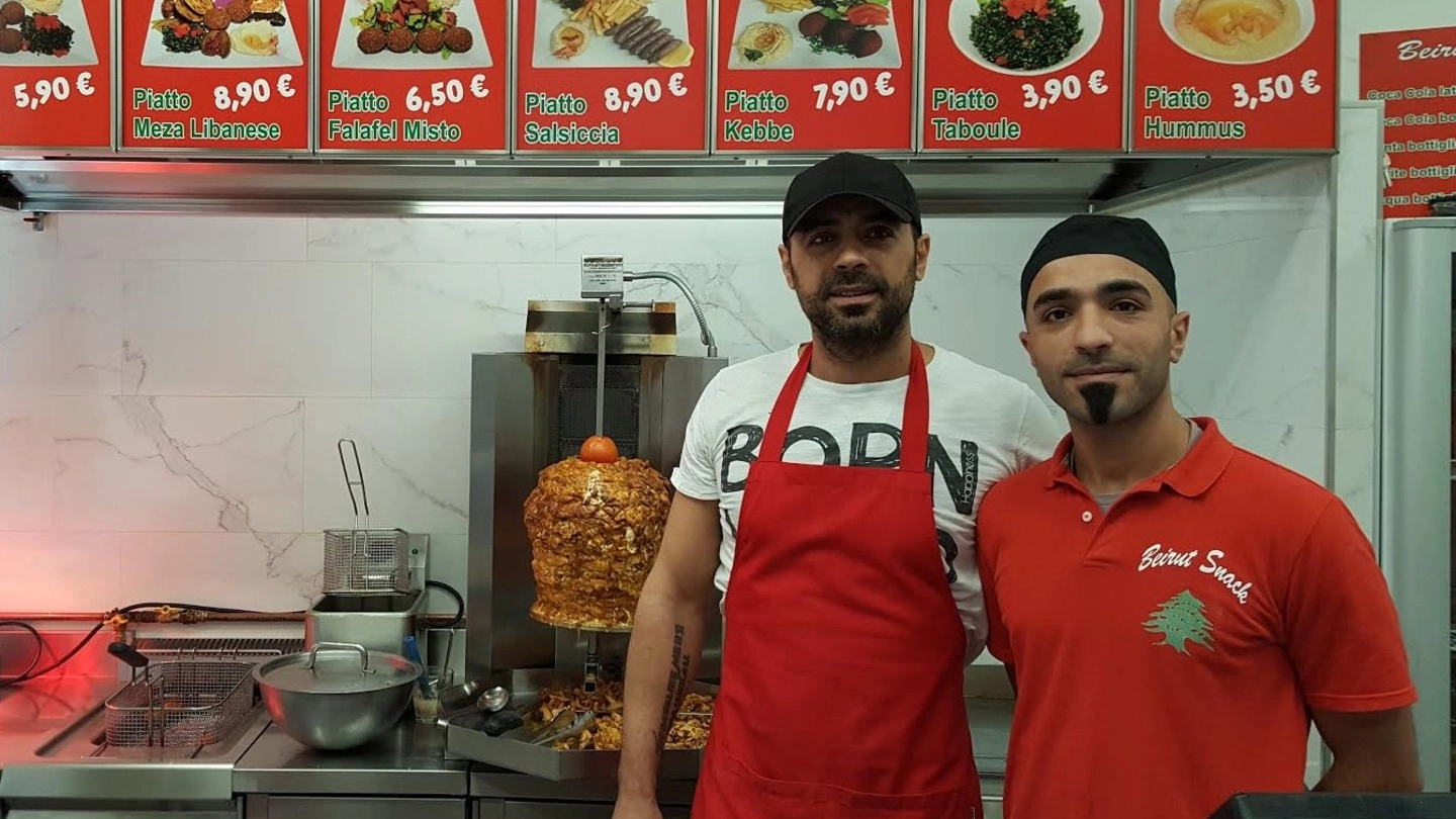I gestori del locale Beirut Snack, in via delle Moline