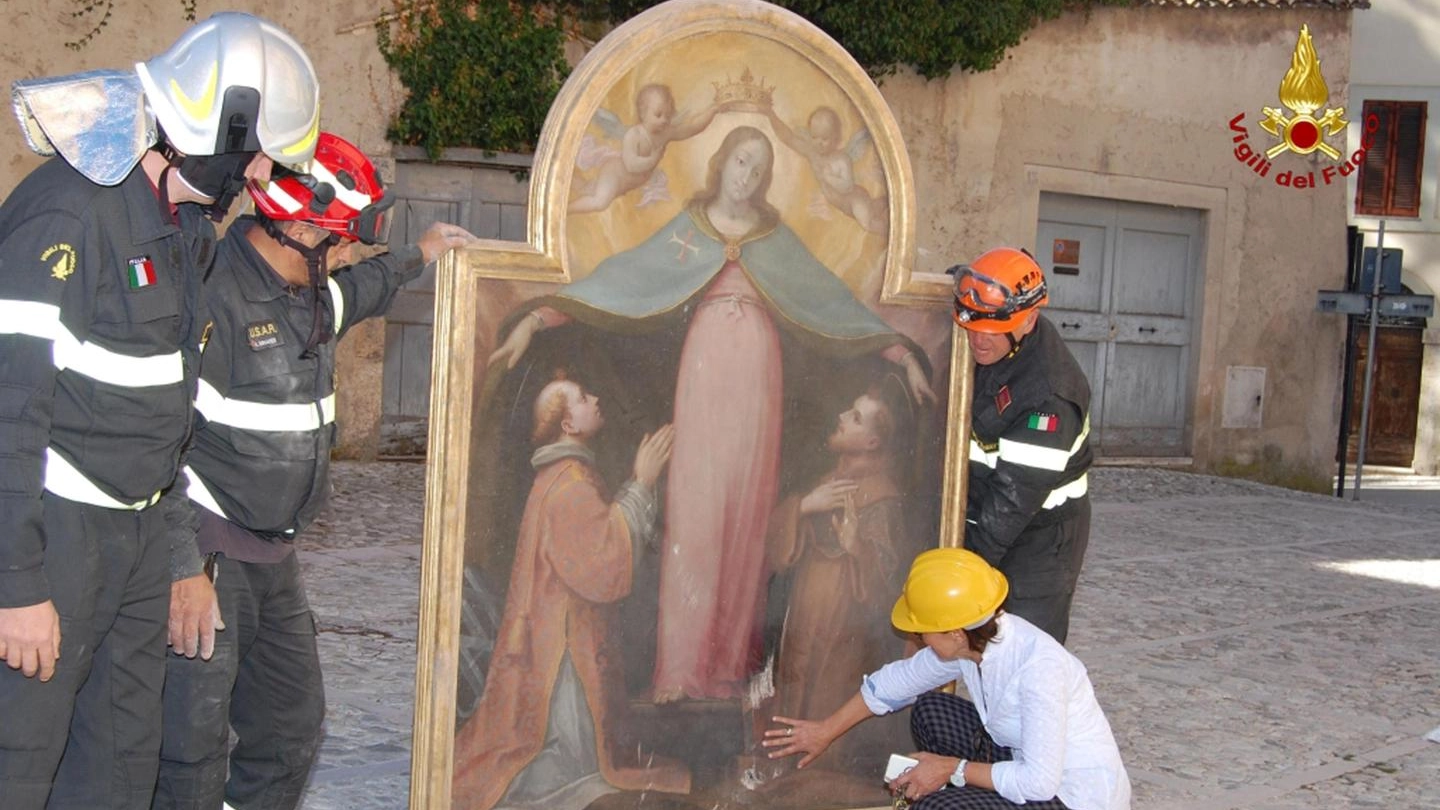 Fermo, ladri tentano di rubare le opere d'arte salvate dal terremoto
