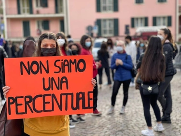 Scuola Modena, doppi turni: sciopero e proteste
