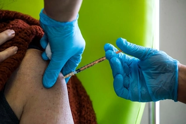 Vaccino Covid Emilia Romagna: un milione di immunizzati al mese. Il piano