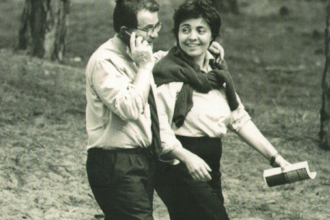 Romano Prodi e Flavia Franzoni nella foto che fa da quarta di copertina al libro ’Insieme’ (Edizioni San Paolo).
