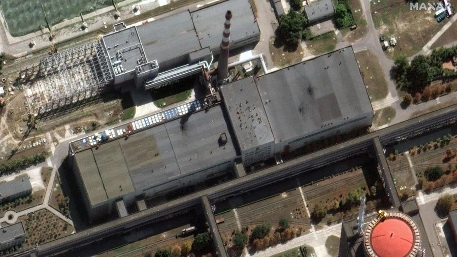 Un'immagine satellitare della centrale di Zaporizhzhia (Ansa)