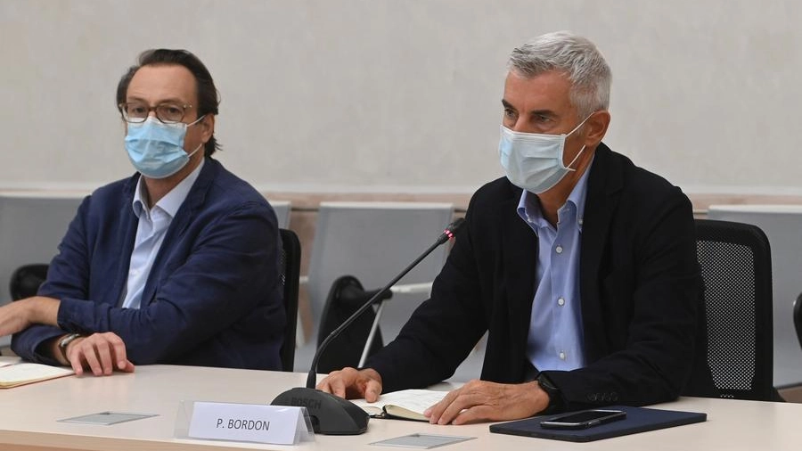 Il direttore generale e il direttore sanitario dell'Ausl, Paolo Bordon e Lorenzo Roti