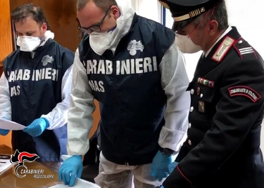 Verona, false vaccinazioni anti Covid: medico di base e cinque complici in arresto