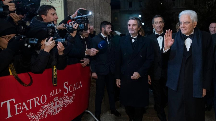 Il presidente della Repubblica Sergio Mattarella alla Prima della Scala (Ansa)