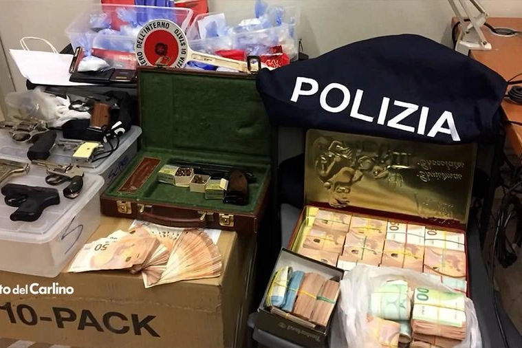 Droga, maxi operazione a Bologna: i sequestri