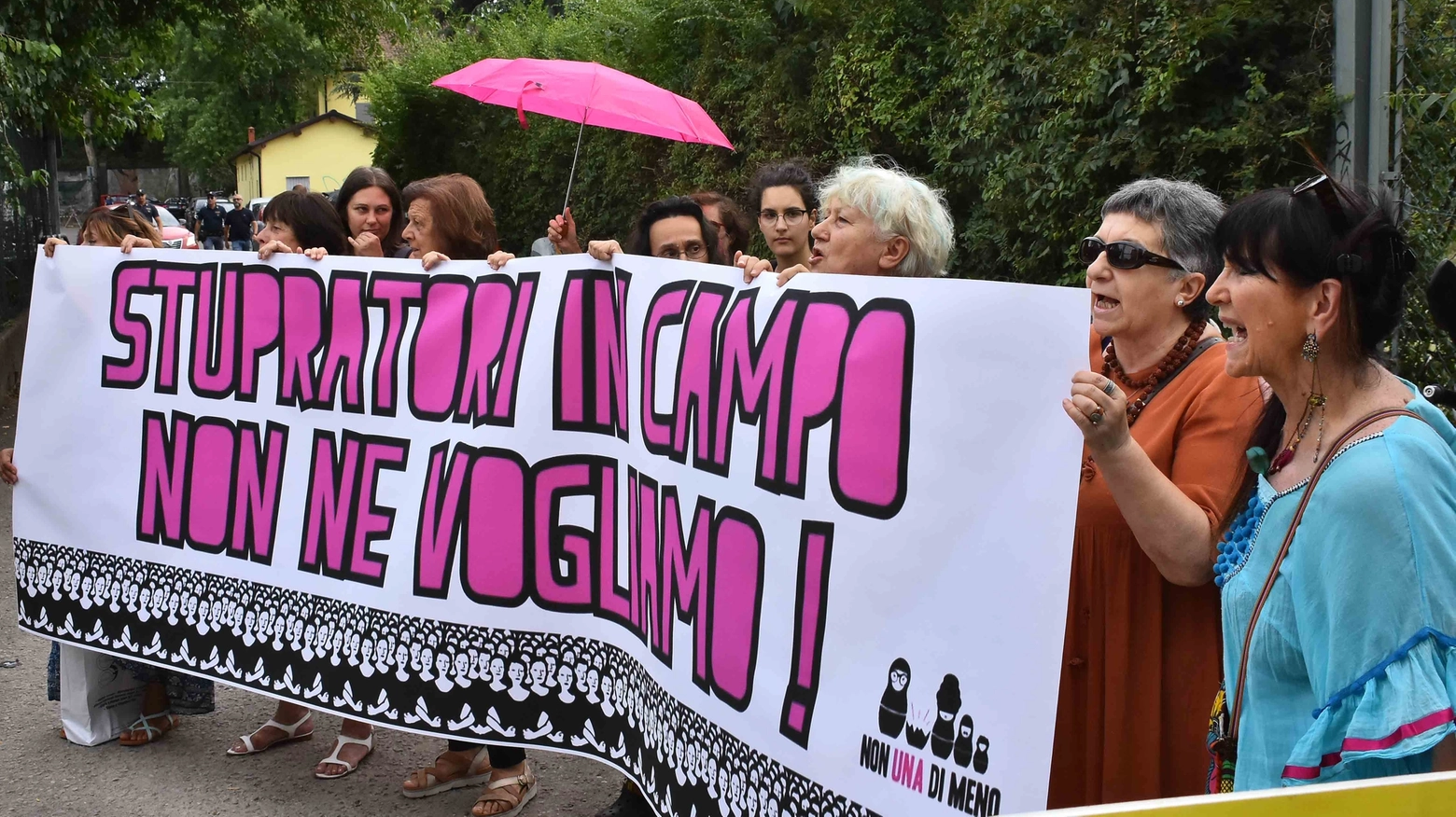 Caso Portanova, la protesta delle femministe all'allenamento della Reggiana (Artioli)