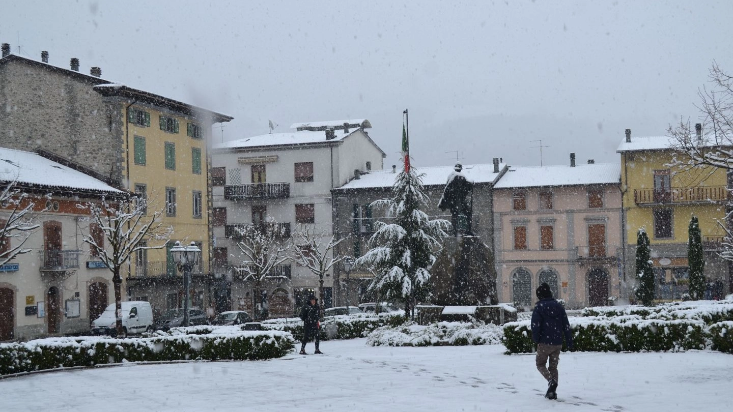 Modena, neve in Appennino la Domenica delle Palme